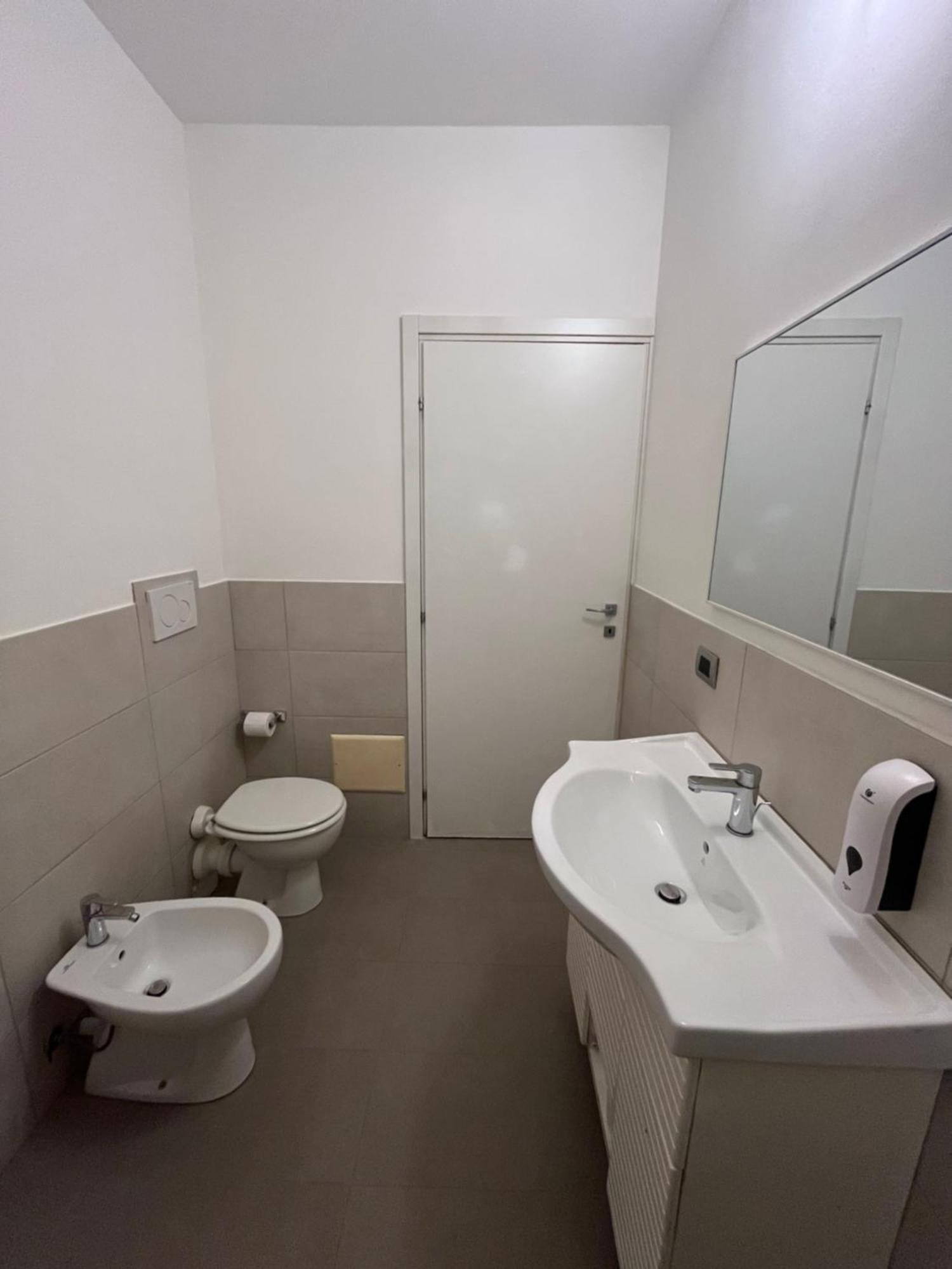 La Lirica Rooms Верона Экстерьер фото